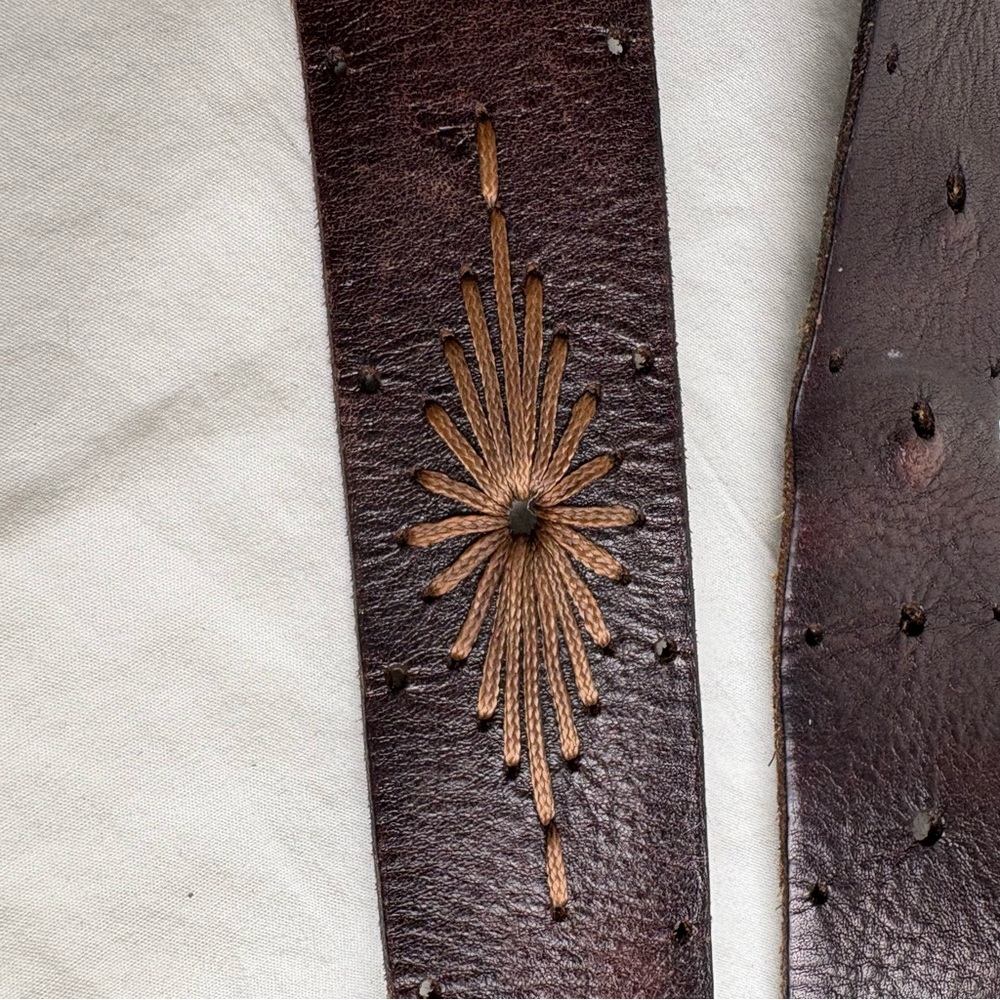 Vintage artisan boho southwestern western leather cowboy sunburst belt - Picture 3 of 8